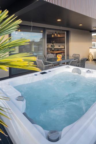 Bad Waltersdorf Apartment | RiverVista Apartments by mi vida