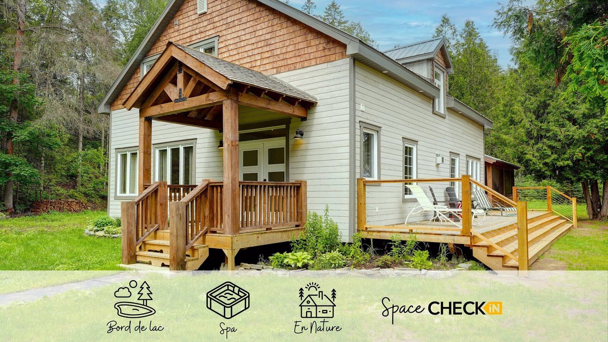 Labelle House | Rivière Perchée ☼ Spa ♥ Firepit ✦ K4YAKS ☼ Veranda