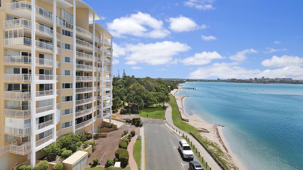 Golden Beach Apartment | Riviere on Golden Beach