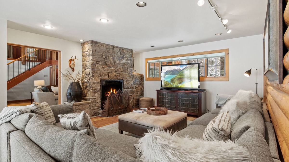 Moose Wilson Road House | RMR: Teton View Cabin Home in Wilson,WY