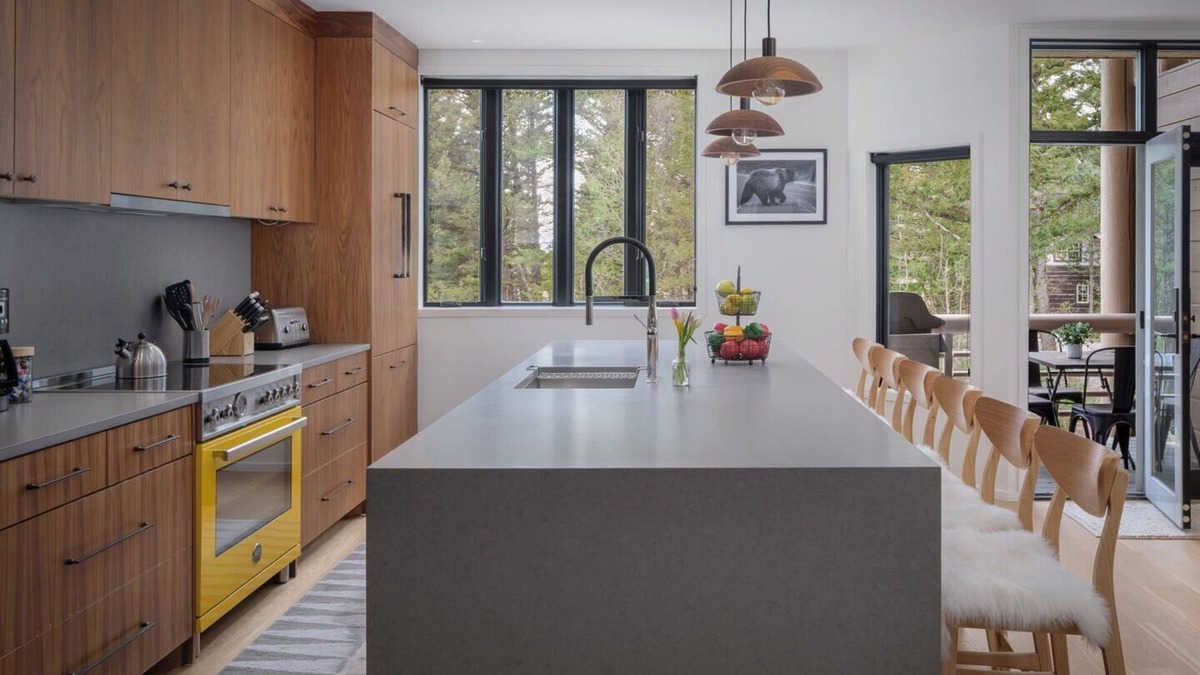 Teton Village House | RMR: Tram Tower 3 Condo in Teton Village