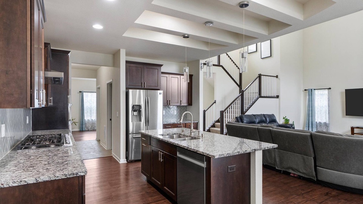 Brookfield House | RNC RENTAL- Spacious 5-bedroom house in Menomonee Falls