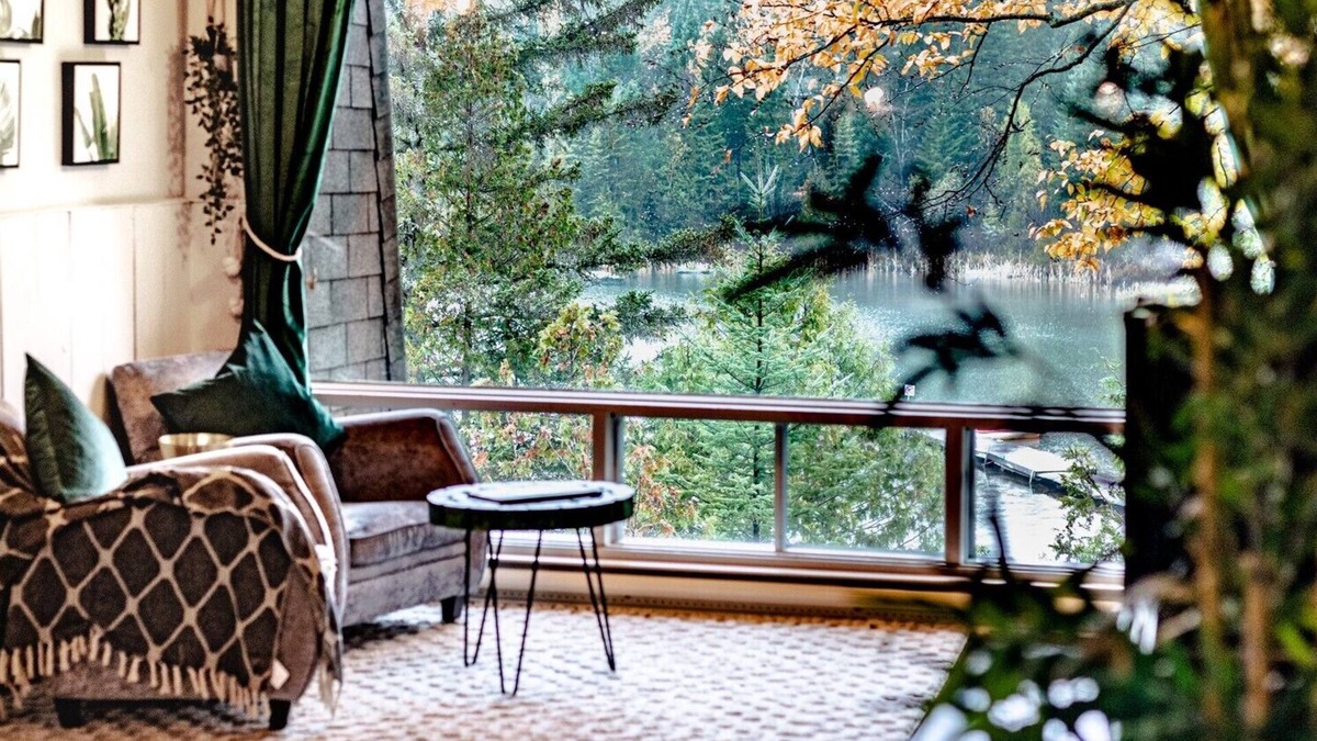 Sainte-Lucie-des-Laurentides Ski Chalet | ROSA’s nest - Lake/Spa/Nature