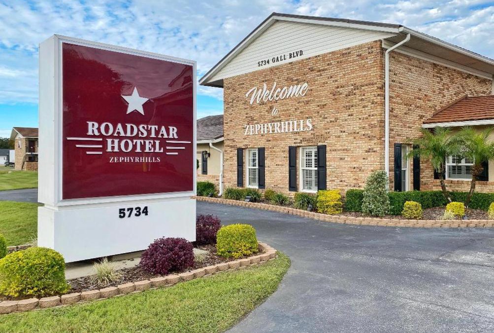 Downtown Zephyrhills Hotel | Roadstar Hotel Zephyrhills