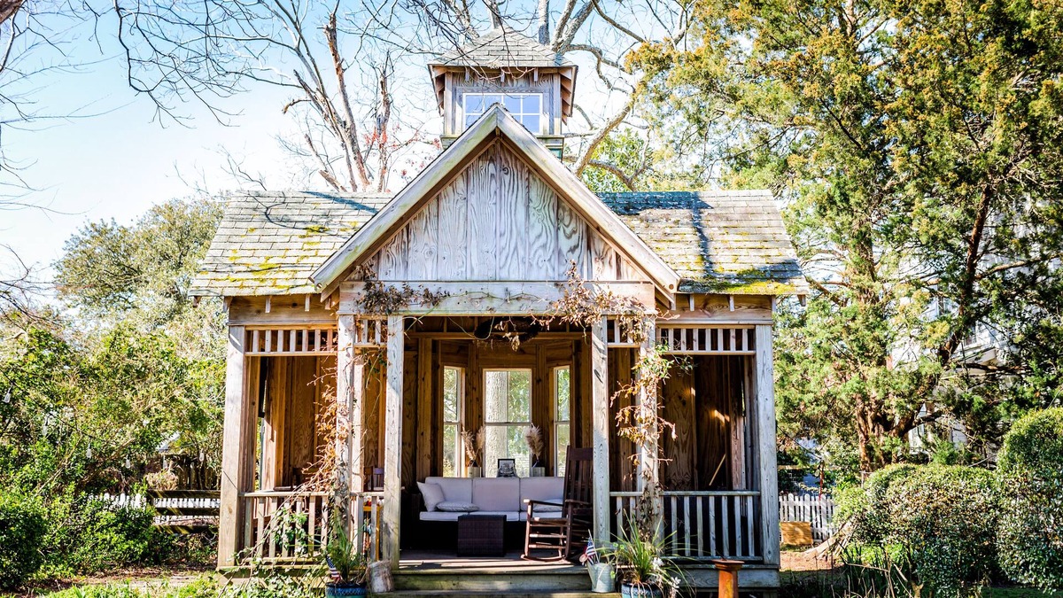 Historic Downtown Manteo Bed & Breakfast | Roanoke Island Inn