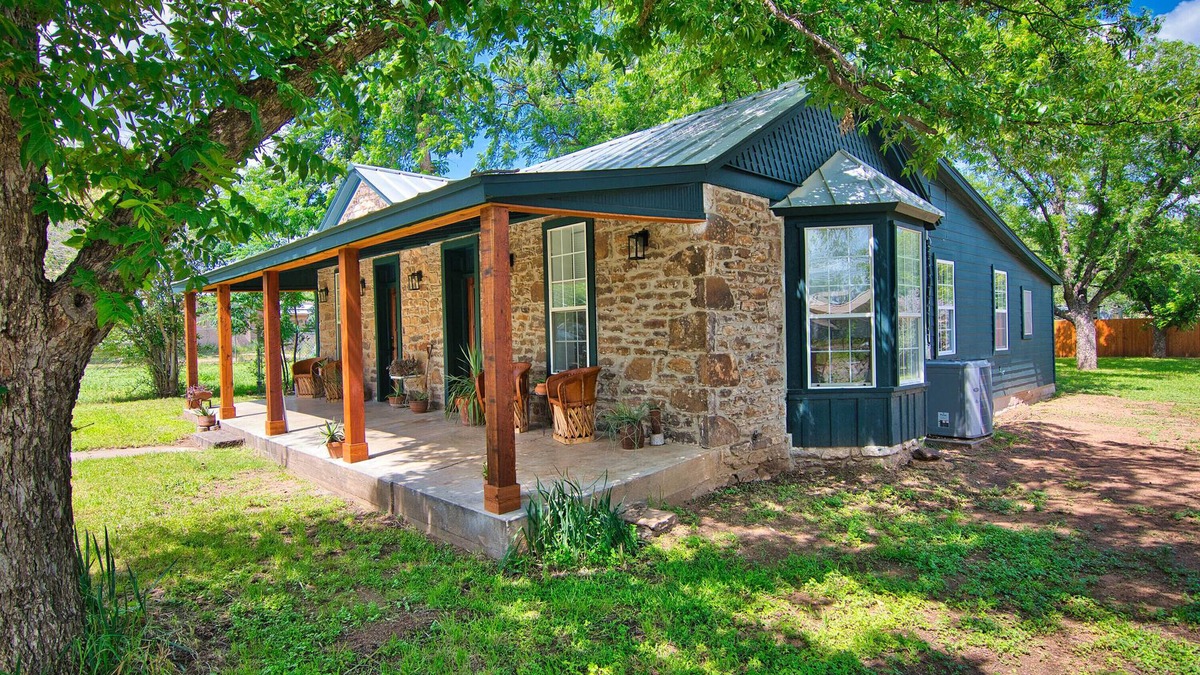 Mason House | Robin Ave. House