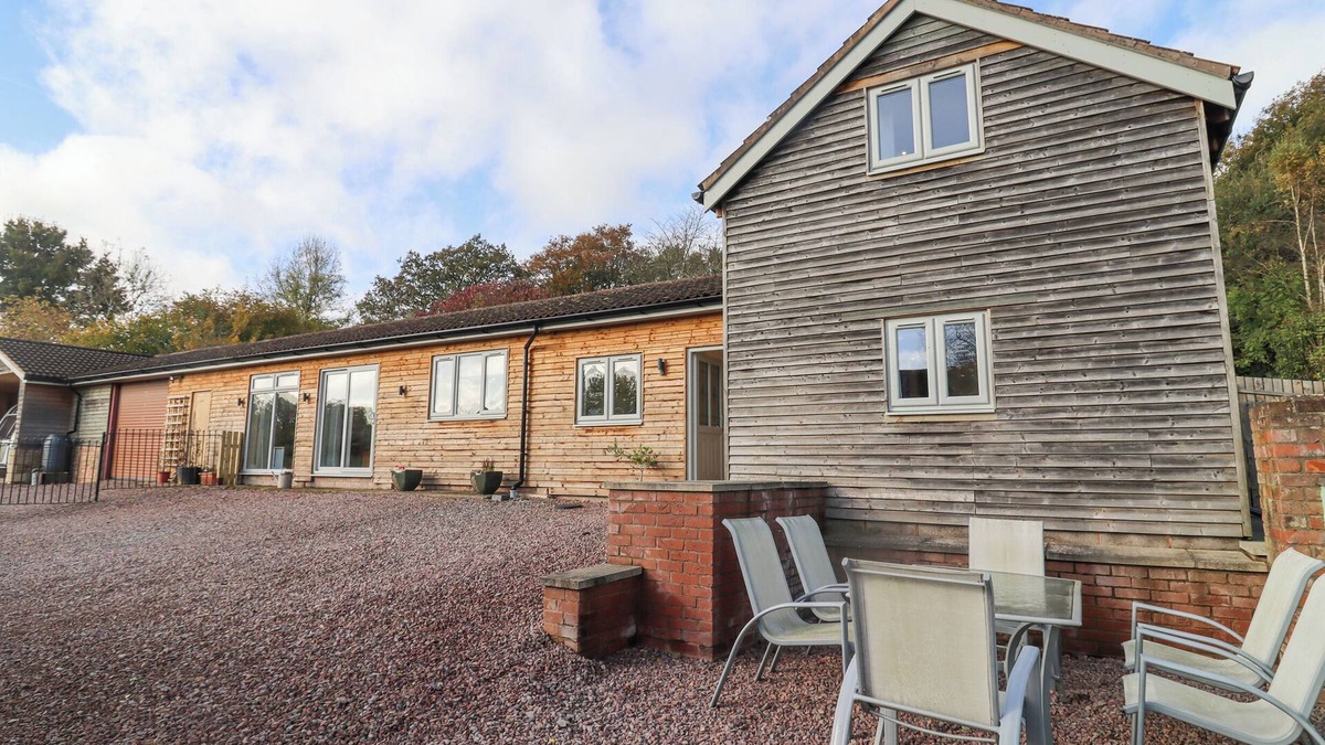 Ross-on-Wye Cottage | ROBIN'S REST, pet friendly in Gorsley
