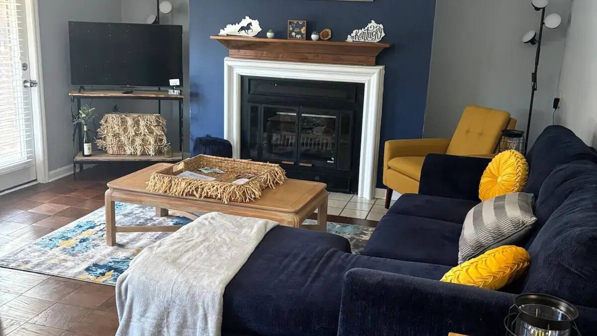 Richmond House | Robin’s Nest: Walk EKU/Downtown
