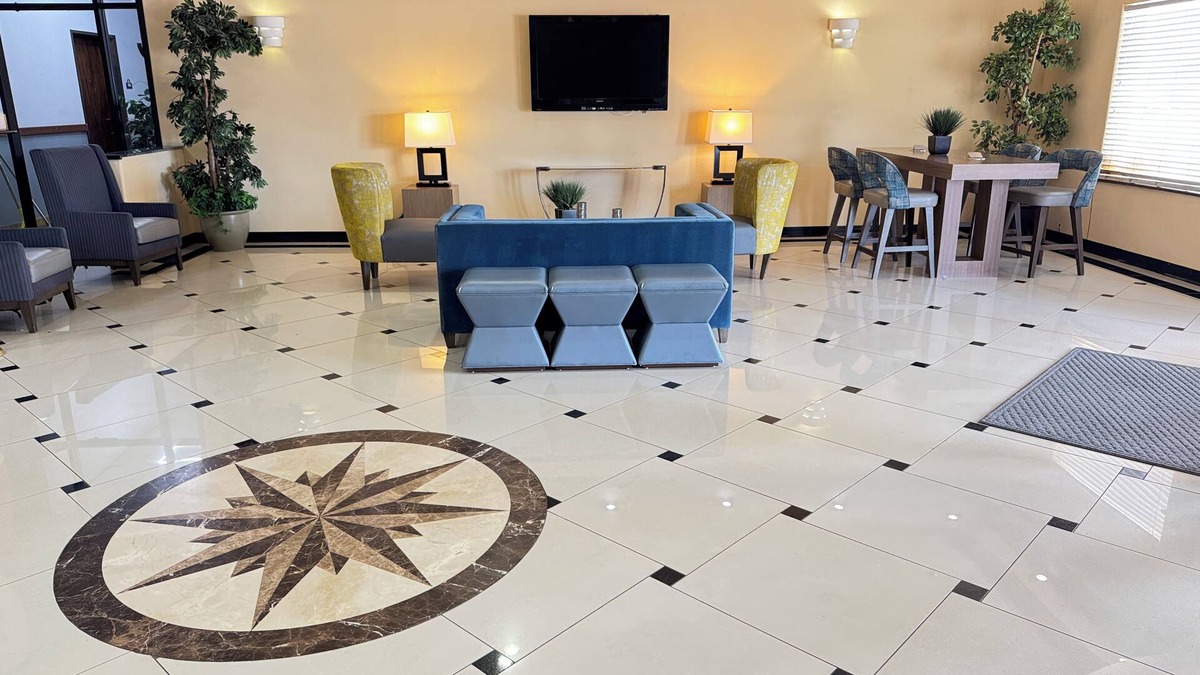 Robinson Hotel | Robinson Inn and Suites