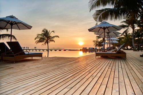 Orivaru Resort | ROBINSON NOONU - All Inclusive