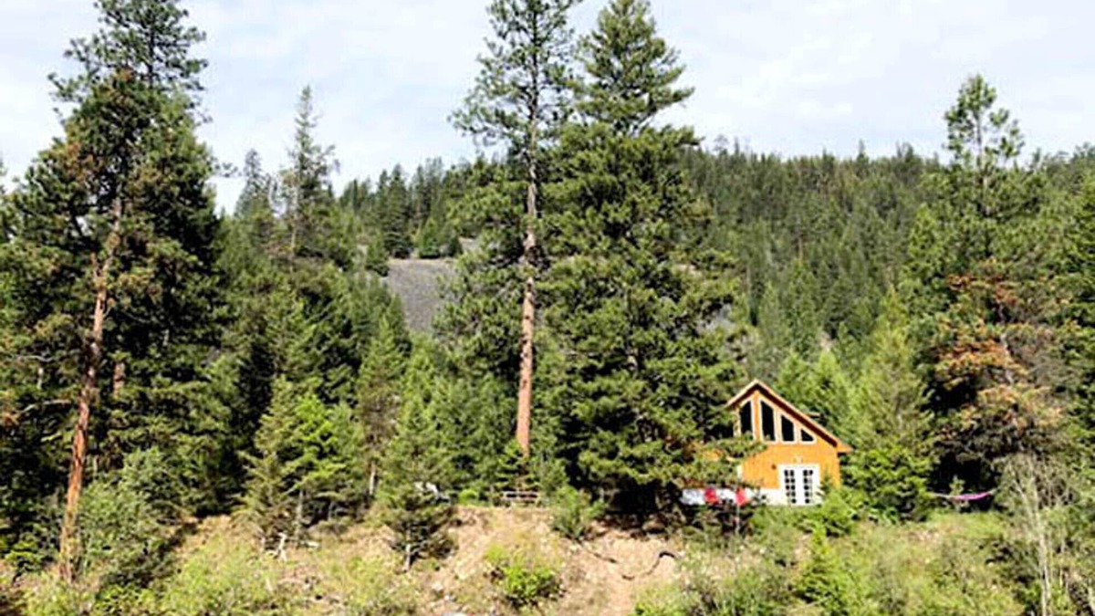 Drummond Cabin | Rock Creek, MT Riverfront Cabin - ROCKIN' ROCK CREEK CABIN!