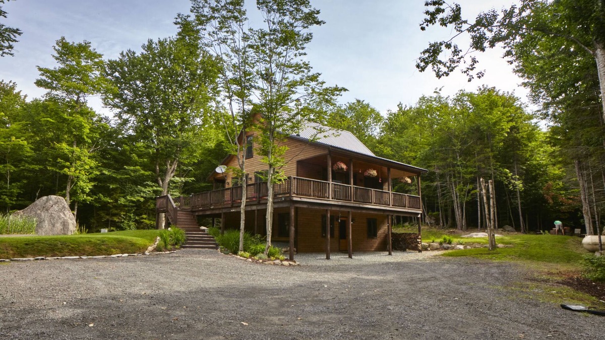 Old Forge Cabin | Rock Haven at North Street, Wooded Cabin Retreat in Old Forge, NY