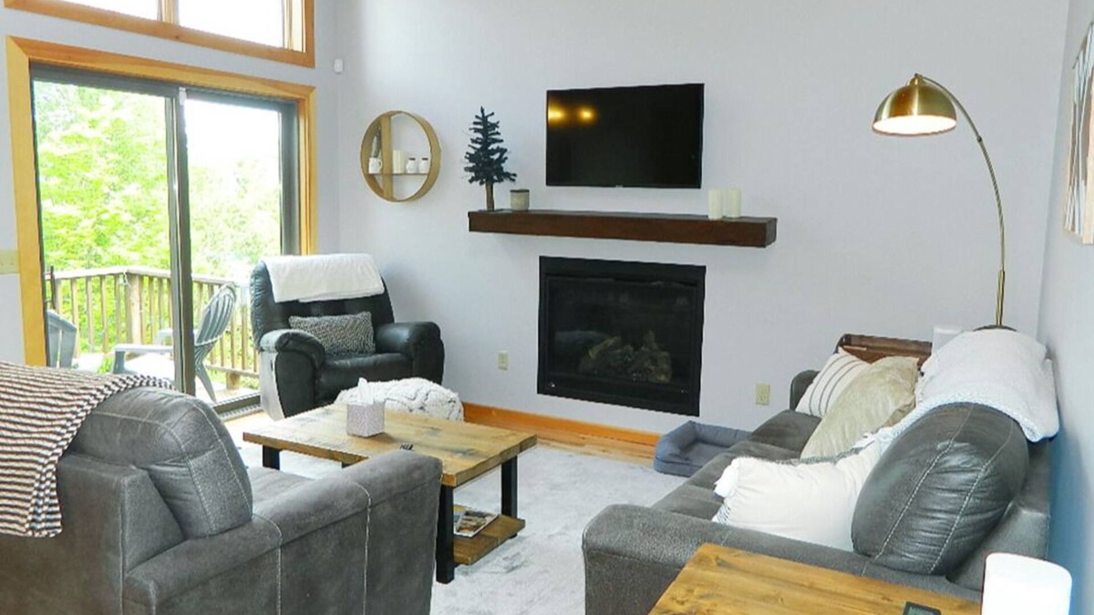 Rangeley Condo | Rock Pond Condo 53 - Ski in Ski out Rock Pond Condo at Saddleback