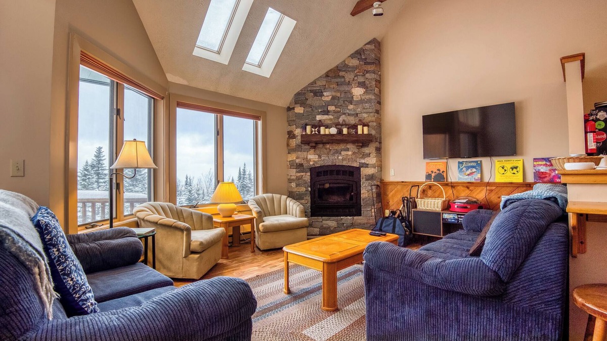 Rangeley Condo | Rock Pond Condo 59 - Ski in Ski out Rock Pond Condo at Saddleback