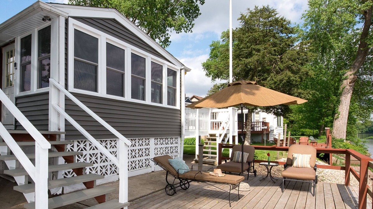 Oregon House | ROCK RIVER HIDEAWAY Grill, Fire Pit, Pet Friendly with fee of 30.00 per night