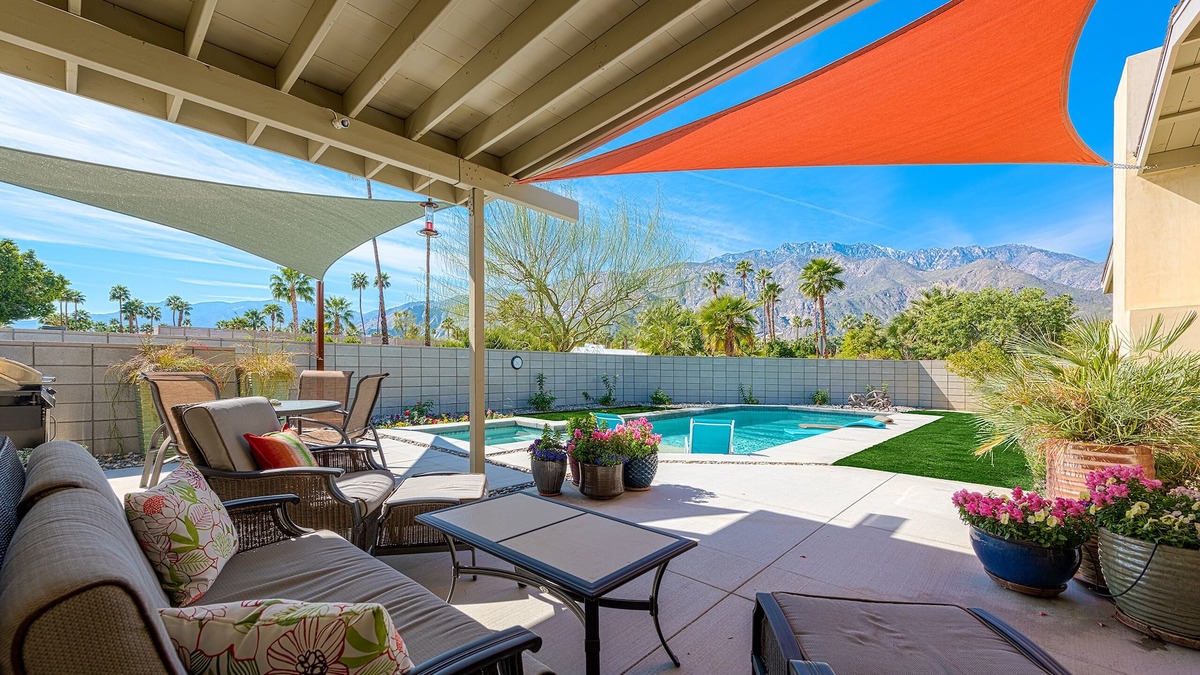 El Mirador House | Rockette Ranch - Palm Springs Living the way it was meant to be!