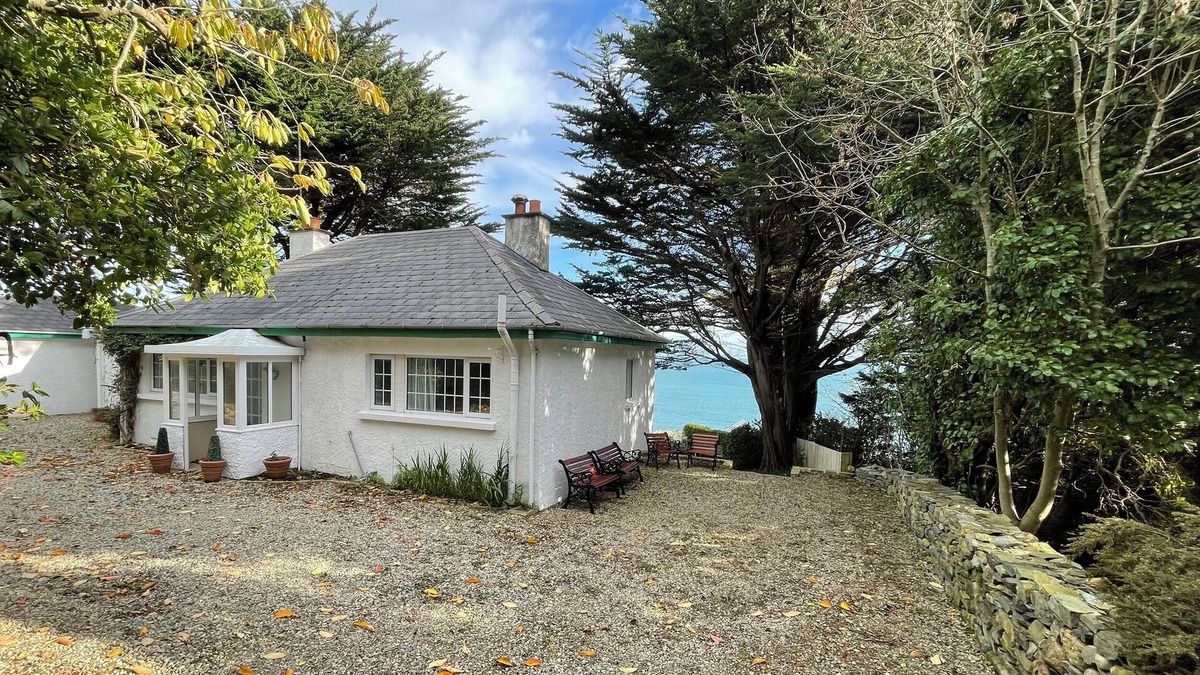 Newry Cottage | ROCKLEA SEASIDE COTTAGE, family friendly in Newcastle, County Down