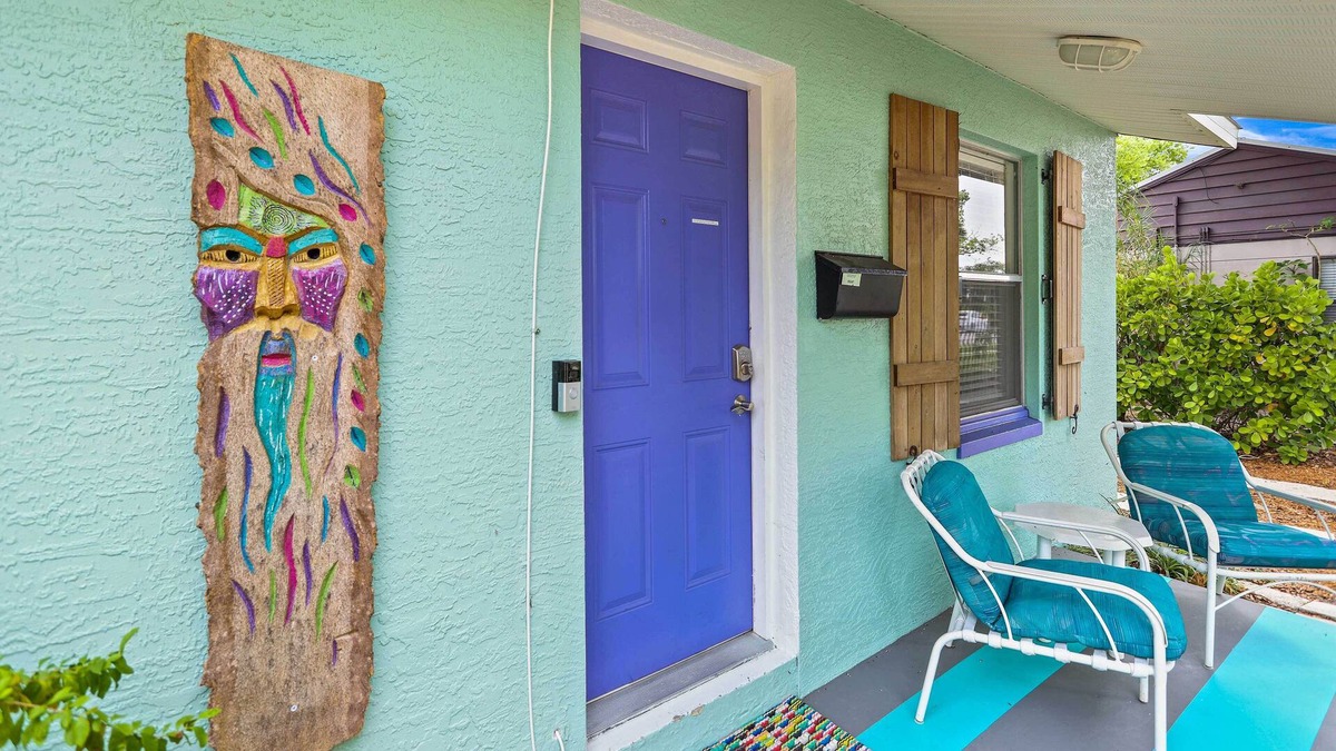 Rockledge Homes House | Rockledge Beach House w/ Screened-In Porch!