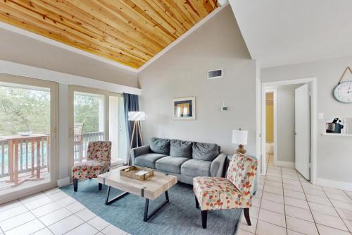 Sailhouse Apartment | Rockport Racquet & Yacht Club - Coastline Condo