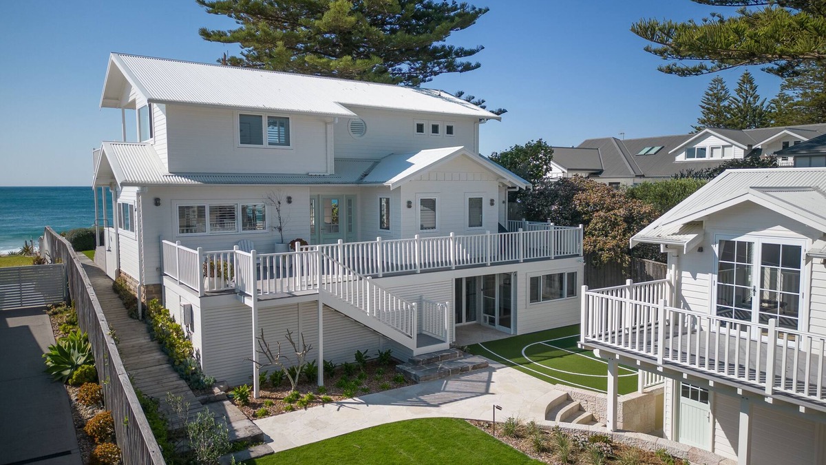 Wamberal House | Rocksalt - Luxury beach house n