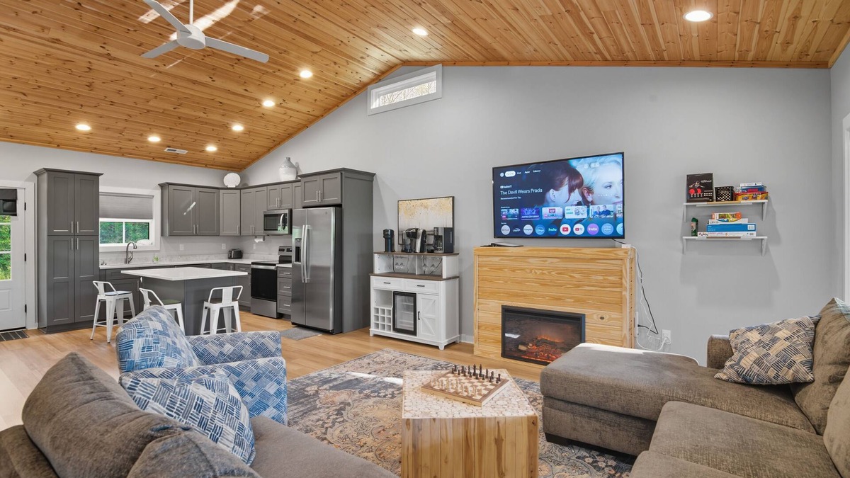 Houston Cabin | Rockshore Escape: Smith Lake Haven, Private Dock, Fire Pit and Ultimate Serenity