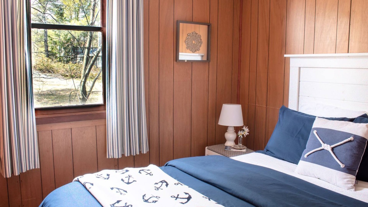 Carling Cottage | Rockwood: 2-Bedroom Cottage #7