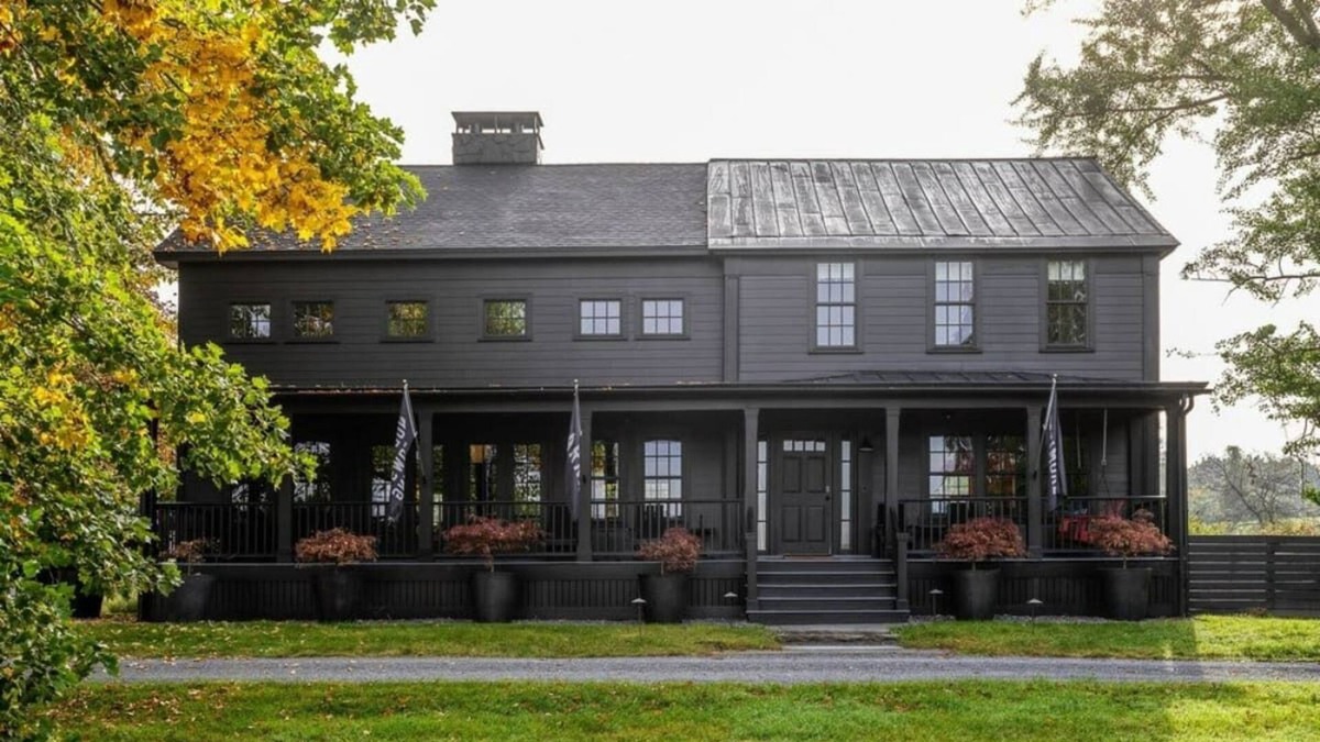 Stuyvesant Villa | Rode Barns - Farmhouse compound near Hudson