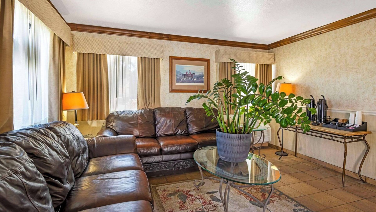 Carson City Hotel | Rodeway Inn at Nevada State Capitol