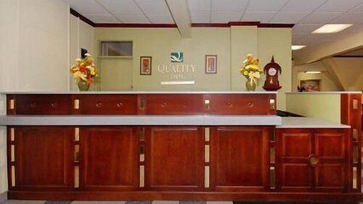 Brookville Hotel | Rodeway Inn Brookville