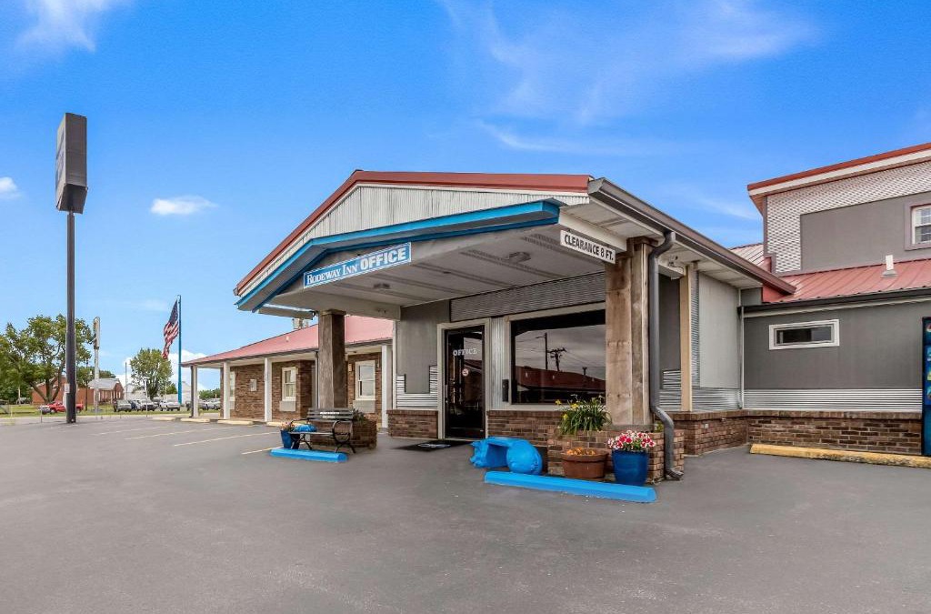 Cadiz Hotel | Rodeway Inn Cadiz
