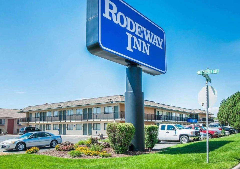 Evans Hotel | Rodeway Inn Greeley