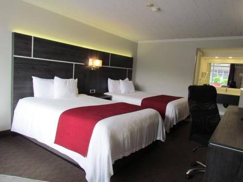 Huntsville Hotel | Rodeway Inn King William