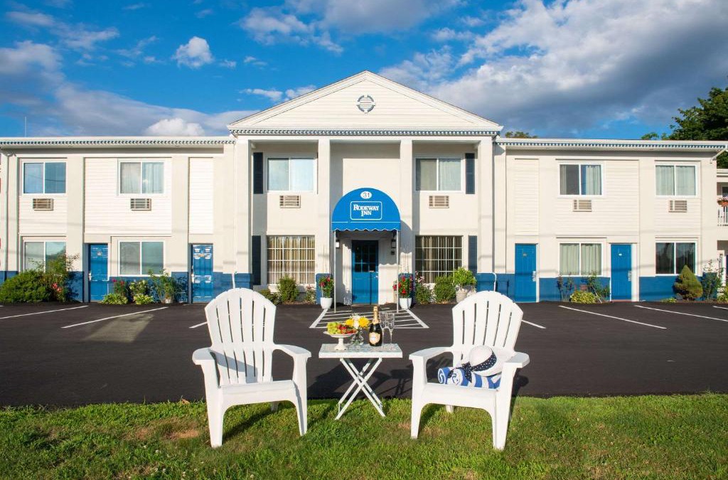 Middletown Hotel | Rodeway Inn Middletown - Newport
