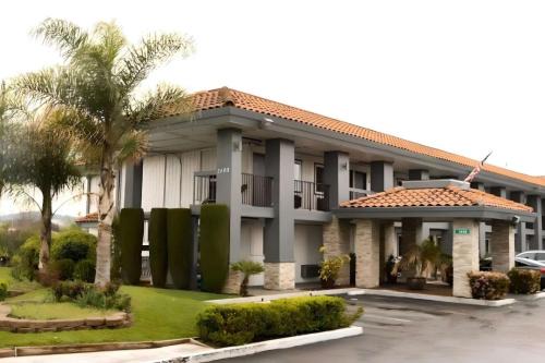 East San Jose Hotel | Rodeway Inn San Jose HWY-101 Tully Rd Exit