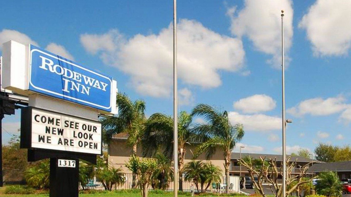 Apopka Hotel | Rodeway Inn