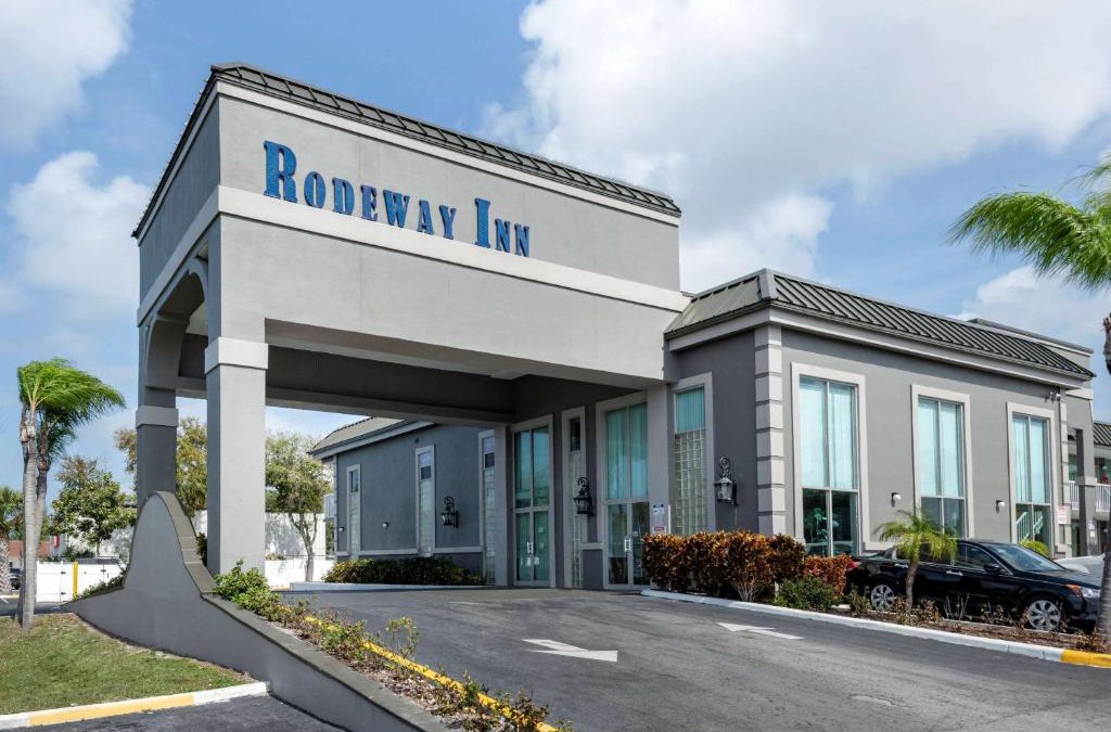 New Port Richey Hotel | Rodeway Inn
