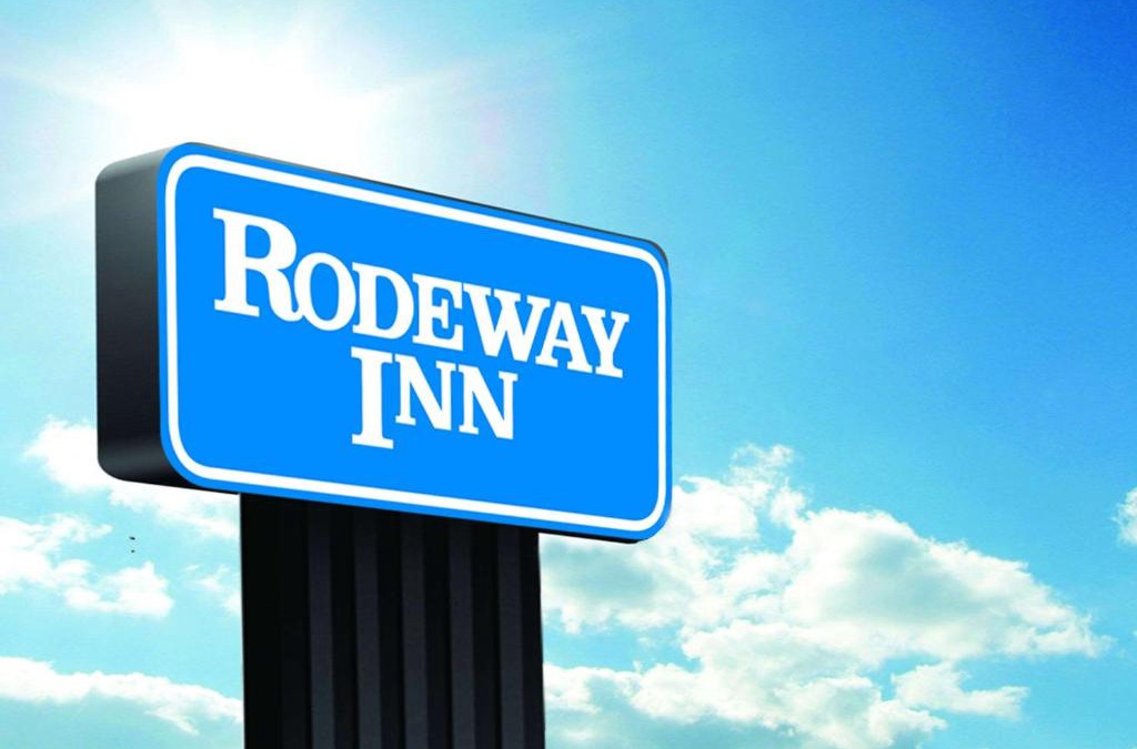 Pittsfield Hotel | Rodeway Inn