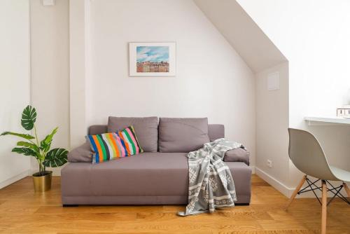Saska Kepa Apartment | Rodzinny i Przytulny Apartament z Jedną Sypialnią w Warszawie by Noclegi Renters