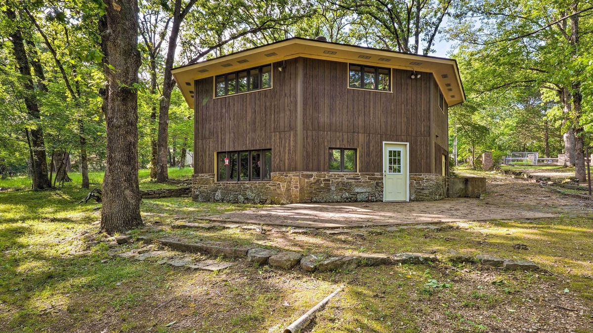 Garfield Cabin | Rogers Cabin w/Direct Access to Beaver Lake!