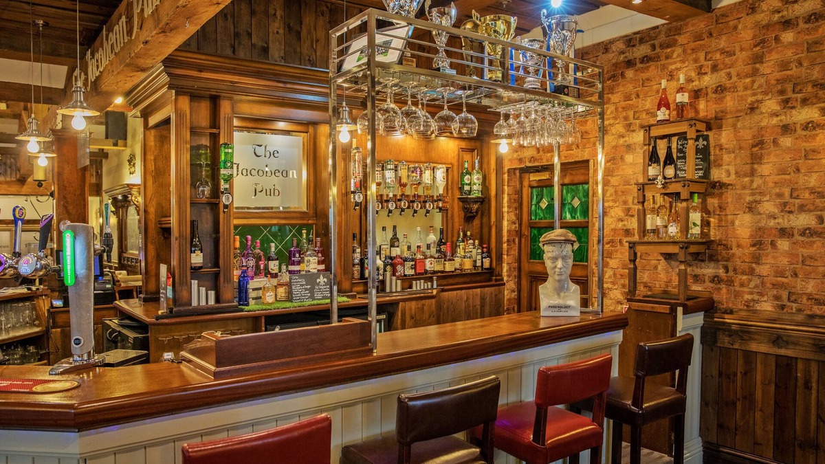 Badsworth Hotel | Rogerthorpe Manor Hotel
