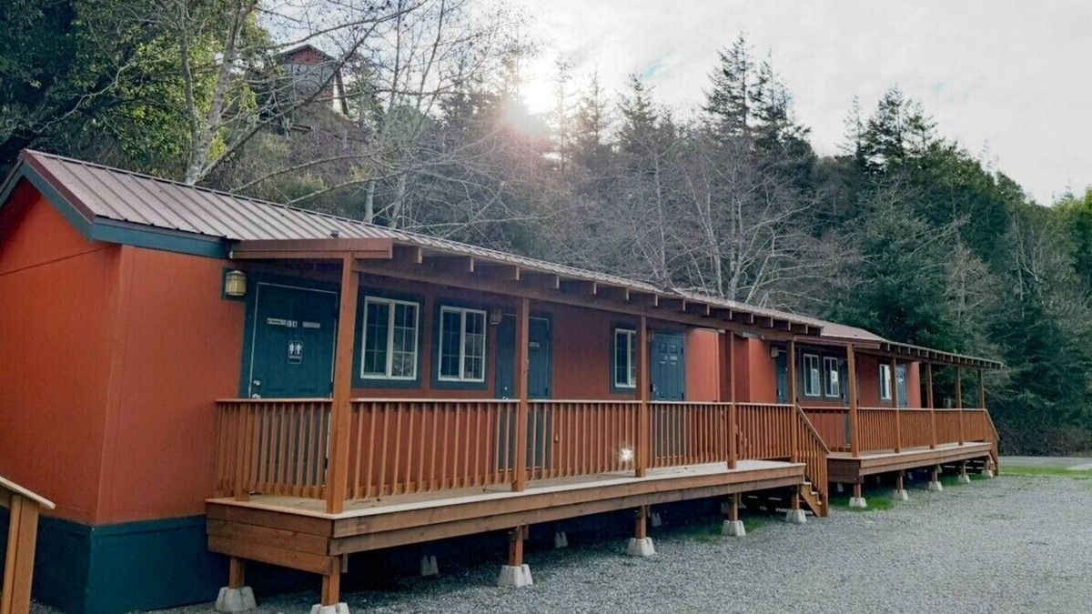 Gold Beach Resort | Rogue River Landing #32C