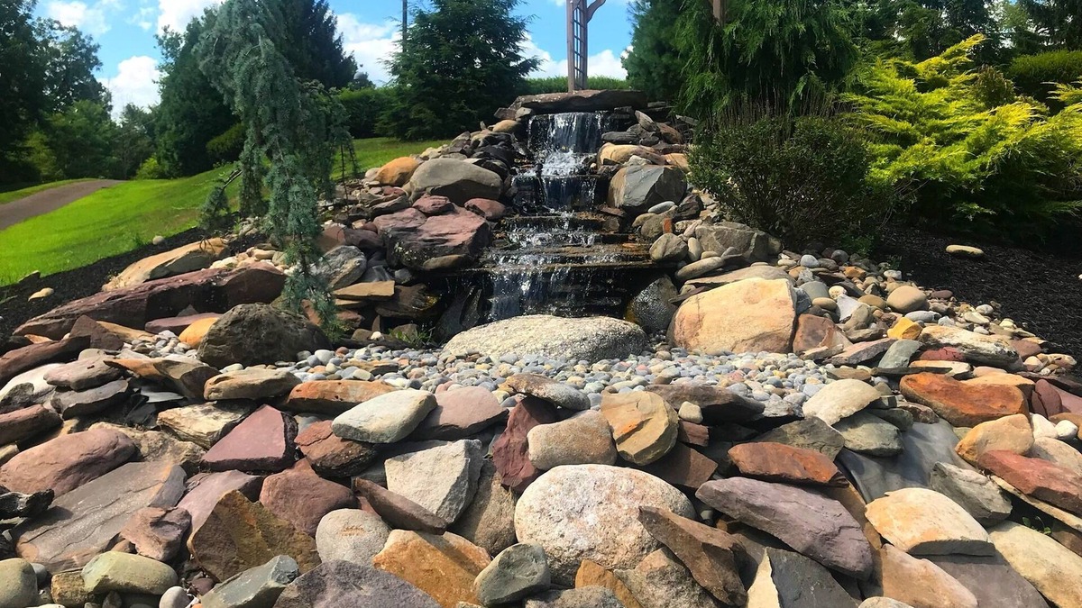 Bloomsburg Hotel | Rolling Pines Golf & Banquet Facility