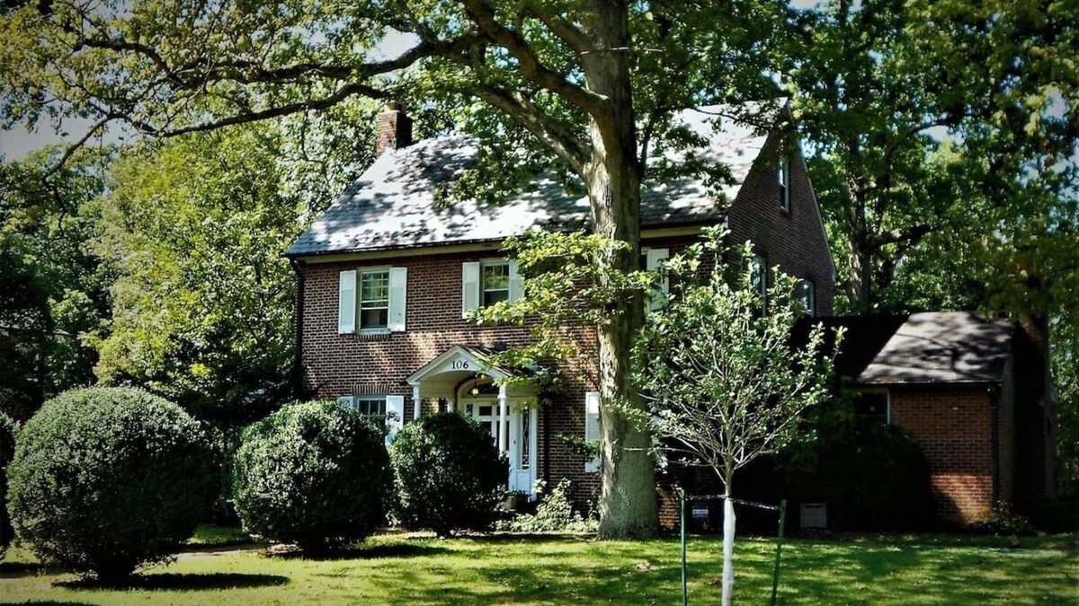 Catonsville Apartment | Rollingside Guest Suite