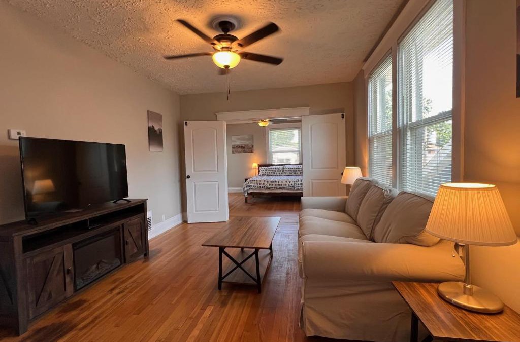 Norwood House | Rolston 2, Two Bedroom near Xavier Downtown