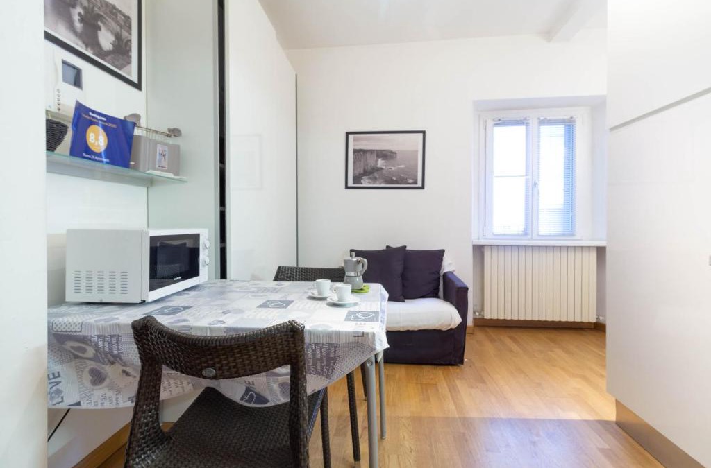 Lecco Apartment | Roma 24 Apartment - Affitti Brevi Italia