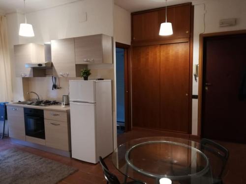 Tuscolano Apartment | Roma Metro Furio Camillo