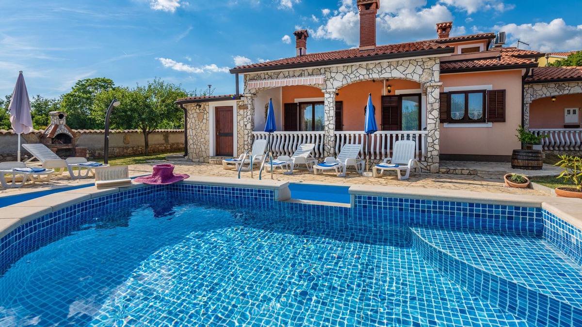 Nedescina Villa | Romantic and charming newly opened pool villa