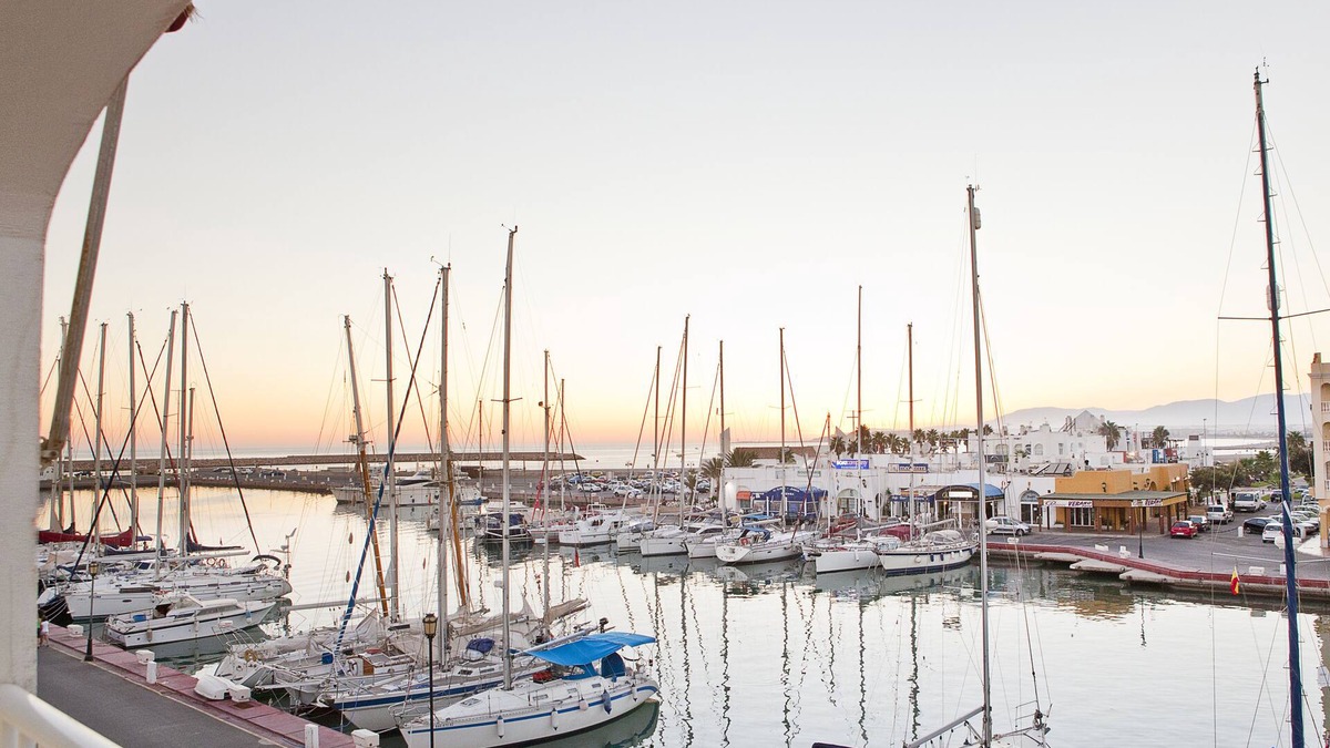 Almerimar Apartment | romantic apartment with air conditioning and WiFi