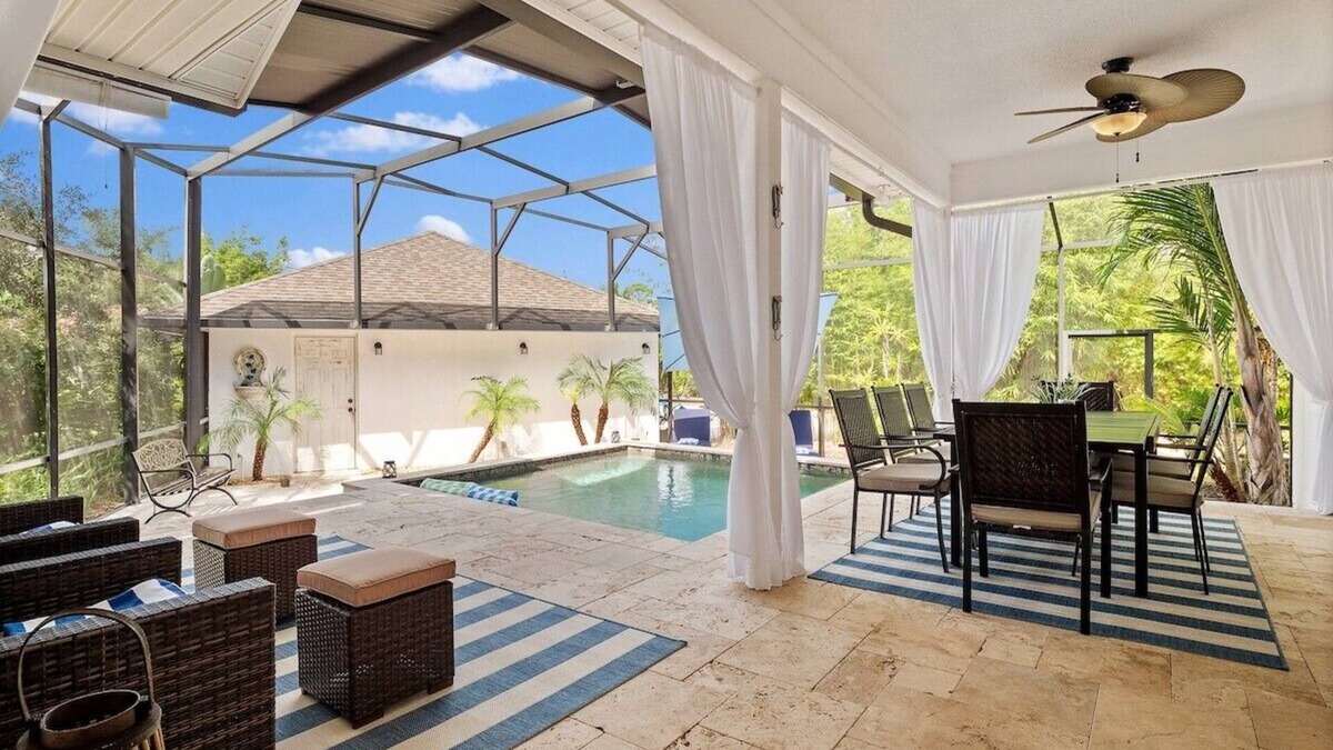 Palm Coast House | Romantic Beach Home with Heated Pool, Golf Cart