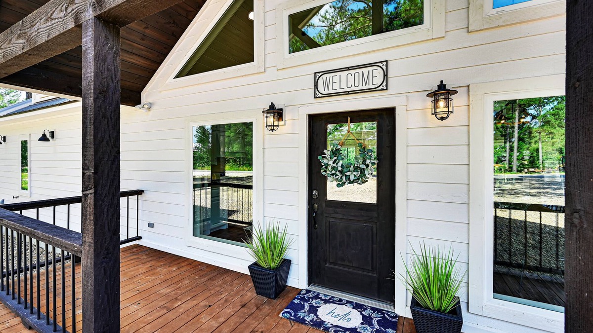 Broken Bow Cabin | Romantic, Broken Bow farmhouse cabinđ˛HOT TUBđ˛Huge swaying pines đ˛King bed